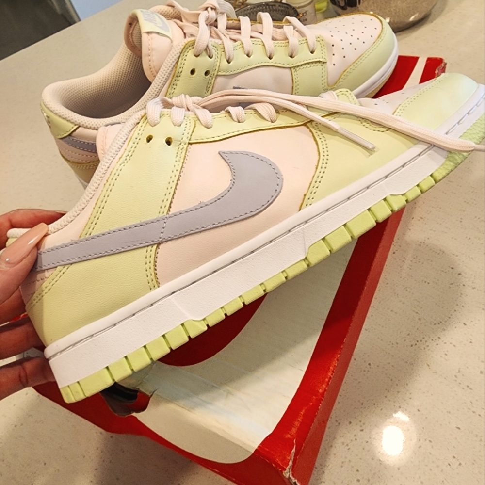 Nike Dunk Low Women's Size 10